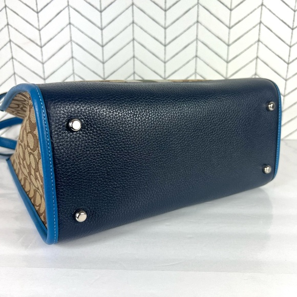 Dempsey Tote in Signature Jacquard Coach Patch - Picture 6 of 9